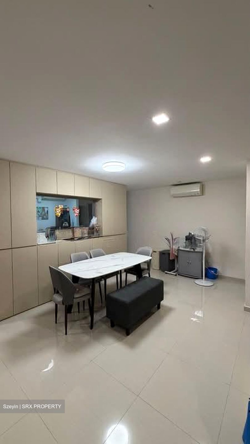 Blk 588B Montreal Spring (Sembawang), HDB Executive #574568751